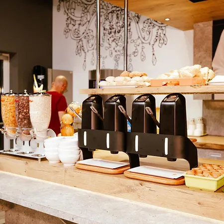 Hotel Ibis Budget Luxembourg Aeroport